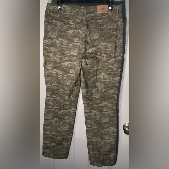 $79 LL Bean Women's size 12 Favorite Fit Stretch Canvas Cargo Pants Camouflage - Picture 12 of 12